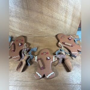 Rustic Gingerbread Holiday Garland